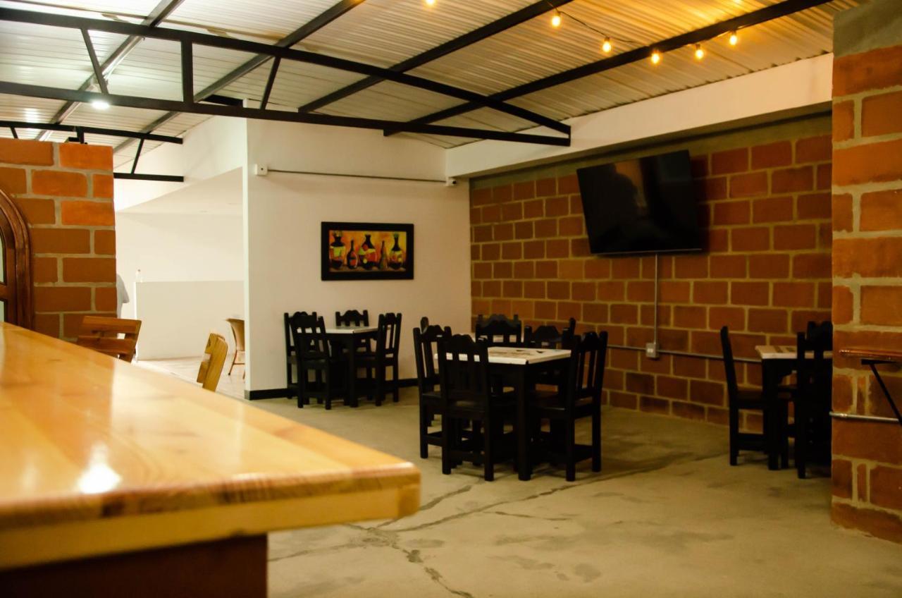 Casa Hotel Los Arboles Бельо Экстерьер фото