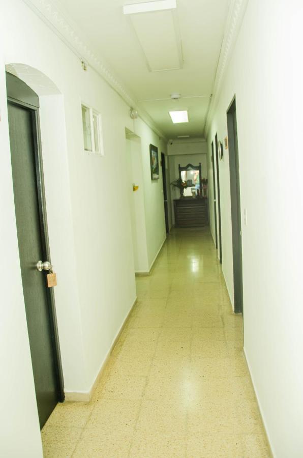 Casa Hotel Los Arboles Бельо Экстерьер фото